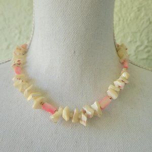 Vintage Necklace Choker Shells Beaded